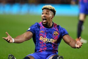 Napoli-Barça, por el pase a octavos de Europa League - Fútbol - ABC Color