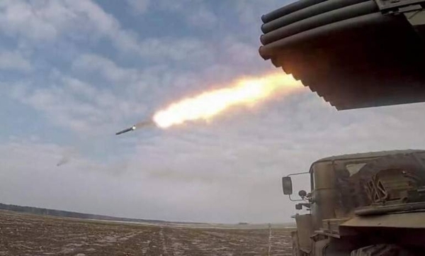 Diario HOY | Rusia lanza la guerra contra Ucrania y recibe la condena internaciona
