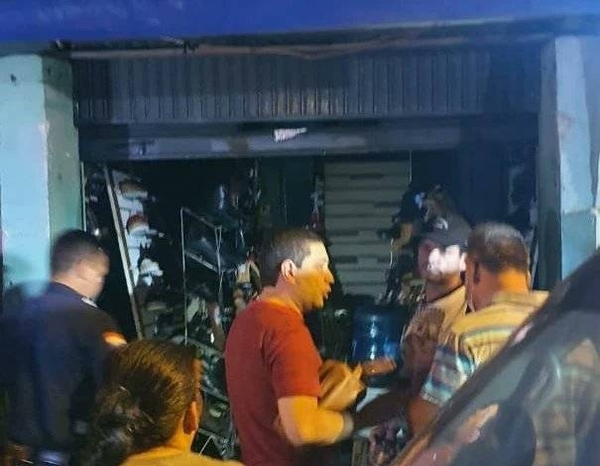 Diario HOY | Contuvieron principio de incendio en el Mercado 4