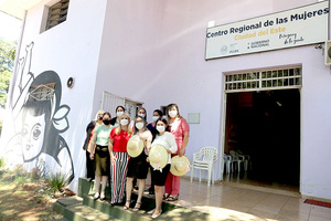 Centro Regional con diversas actividades por el Día de la Mujer Paraguaya - La Clave