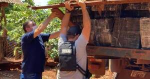 La Nación / Detienen a un concejal y a un expolicía con 5 toneladas de marihuana en Itapúa