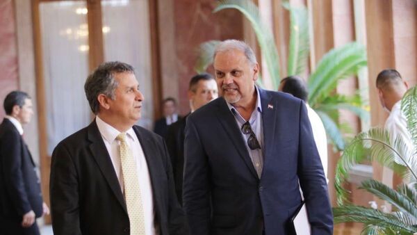 Compra de yate vincula a titular de la SEN con detenido en operativo A Ultranza