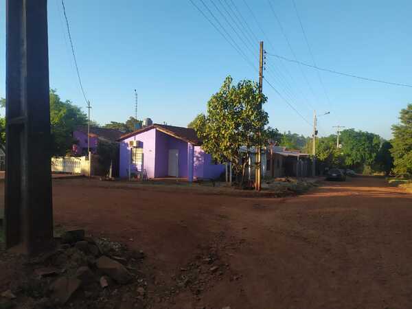 Vecinos del barrio Arrabales viven "ahogados" por el polvo