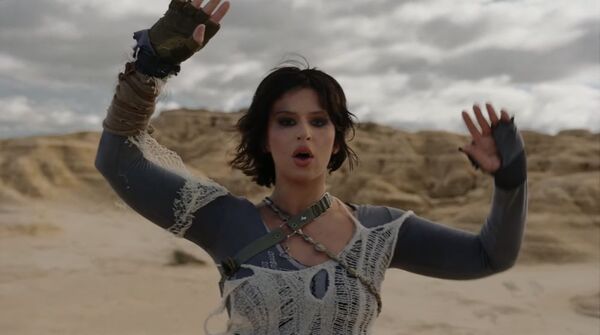 Nathy Peluso presenta la canción “Emergencia” para un videojuego