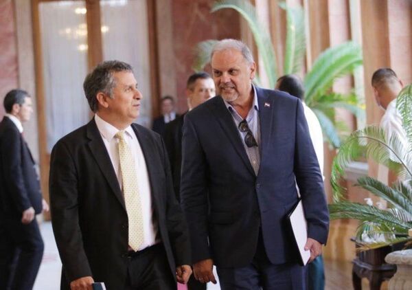 COMPRA DE YATE VINCULA A MINISTRO DE LA SEN CON DETENIDO EN A ULTRANZA - Itapúa Noticias