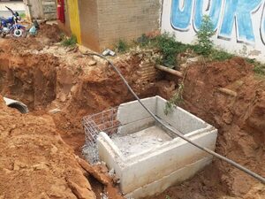 Avda. De la Victoria: Vecino enojado dice que debe hacer sus necesidades en bolsas de plástico » San Lorenzo PY
