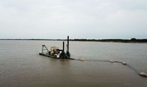 Empresas adjudicadas firmaron contrato para iniciar dragado del río Paraná