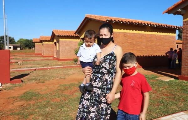 Casi el 40% de los hogares paraguayos son encabezados por mujeres - .::Agencia IP::.