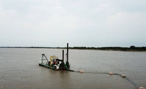 Diario HOY | Dos empresas adjudicadas se encargarán del dragado del río Paraná