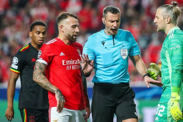 Benfica y Ajax lo dejan pendiente para Ámsterdam
