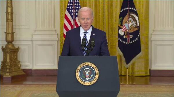 Biden anuncia duras sanciones: “Putin será un paria en la escena internacional”