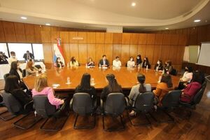 Declaran de interés nacional la Comunidad Paraguaya de Mujeres en Tecnología