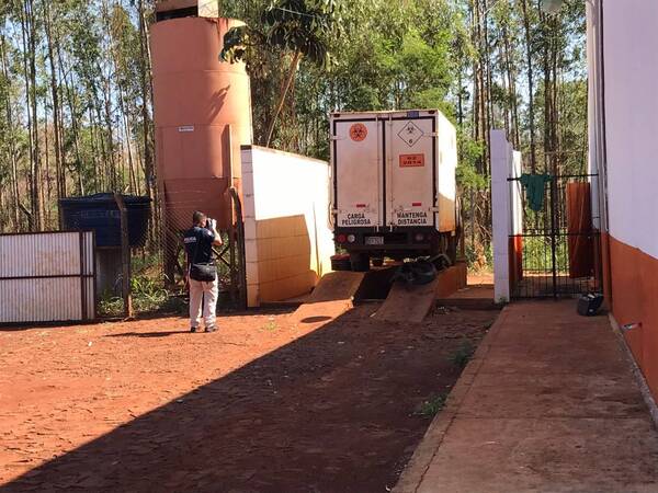 Crónica / Asaltantes maniataron a víctimas para robar una empresa