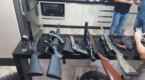 Requisan arsenal de un inmueble rural
