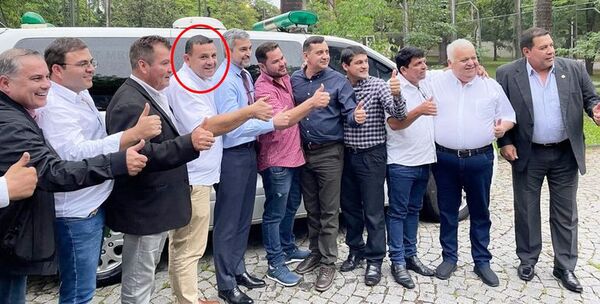Religioso evangélico vinculado a red narco estuvo por Mburuvicha Róga - Nacionales - ABC Color