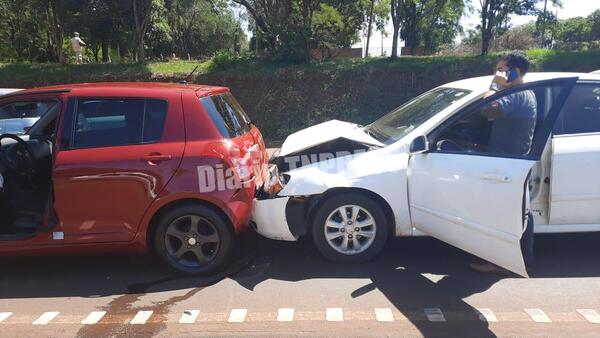 Retiró ayer de mañana un auto 0 Km, ycamino a su casa le chocaron en cadena – Diario TNPRESS