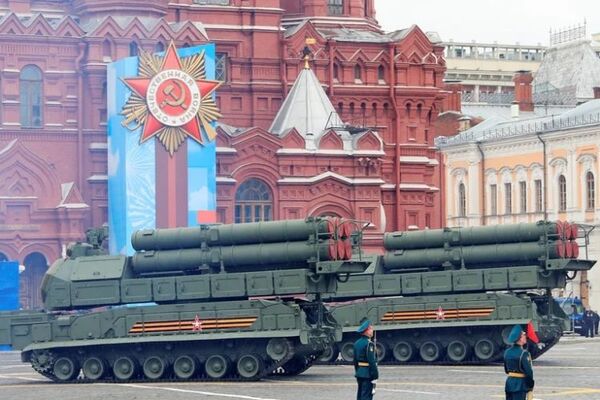 La impresionante diferencia entre el poderío militar de Rusia y el de Ucrania