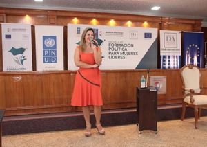 Prosigue la capacitación en Escuela de Formación para mujeres líderes - .::Agencia IP::.