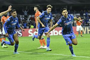 Cruz Azul avanzó en Champions con goles de Romero y Escobar - Fútbol Internacional - ABC Color