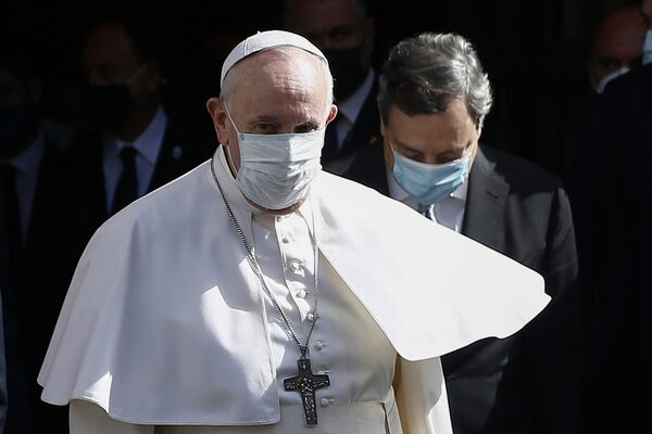"Preocupado por la guerra", Francisco fue a la embajada rusa ante el Vaticano - .::Agencia IP::.