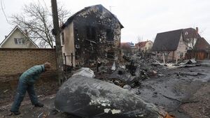 Rusos llegan a Kiev e insta a Ucrania deponer armas para dialogar