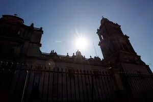 Cura católico fue condenado a 12 años de prisión por abuso de menores - Mundo - ABC Color