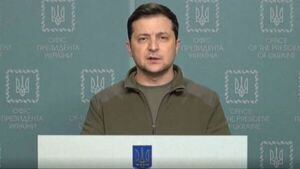 Rusia y Ucrania: “Estamos defendiendo solos a nuestra nación”, dice el presidente de Ucrania