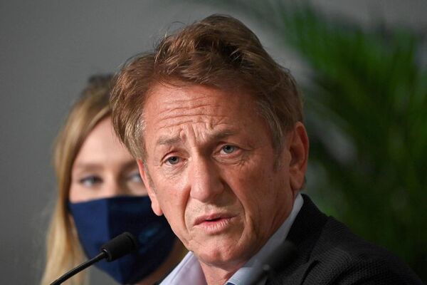 Sean Penn filma en Ucrania un documental sobre la invasión rusa - Cine y TV - ABC Color