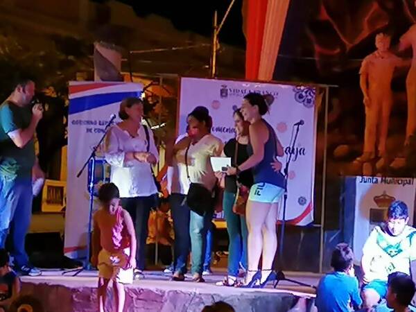 Crónica / Carrera en tacones: ganadora se llevó 600 mil guaracas