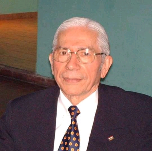 Muere el Dr. Eduardo Mingo, primer Decano de la Facultad de Medicina