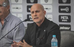 “El Olimpia siempre busca la gloria”, expresó Miguel Cardona