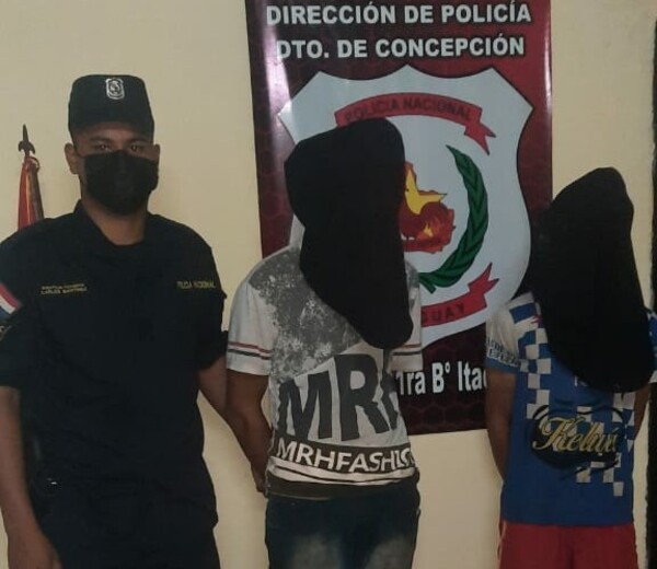 Policía detiene a presuntos asaltantes y recupera moto y celular | Radio Regional 660 AM