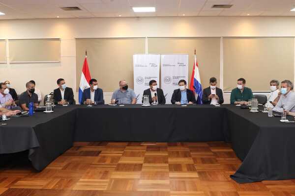 Mesa técnica de combustibles se reunirá cada semana para evaluar precios internacionales - .::Agencia IP::.
