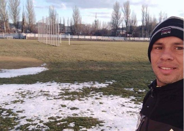 Diario HOY | "Mi maleta está preparada", dice futbolista paraguayo varado en Ucrania