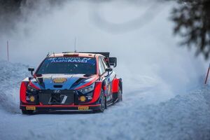 Neuville lidera el Rally de Suecia, Tänak abandona - ABC Motor 360 - ABC Color