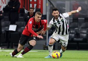 Un polémico gol de Udinese compromete el liderato del Milan - Fútbol Internacional - ABC Color
