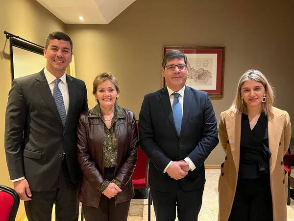 Santi Peña culmina fructífera gira por Portugal, apostando a la integración y el desarrollo de nuestro país - ADN Digital