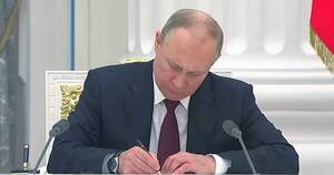 La Nación / Gran Bretaña congela las cuentas bancarias de Putin