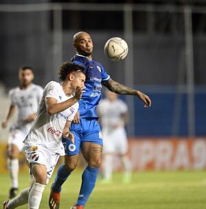 Un punto rescata el “12″       - Fútbol - ABC Color