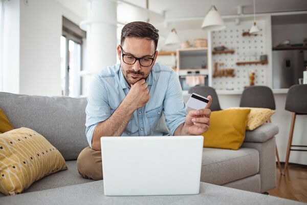 Confianza de los consumidores afectada en EEUU y UK, entre los destacados de la semana - MarketData