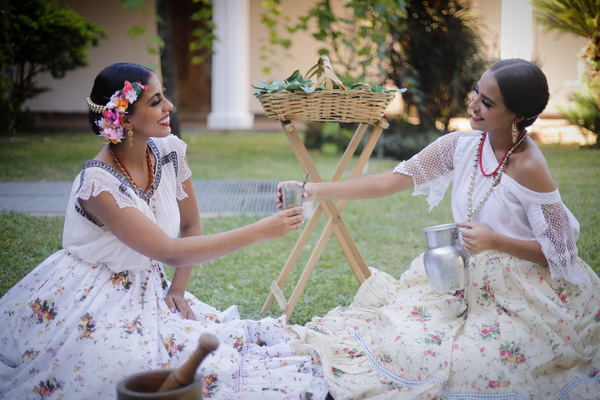 Celebran Día del Tereré y homenajean a la mujer paraguaya