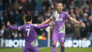El Tottenham hunde al Leeds de Bielsa