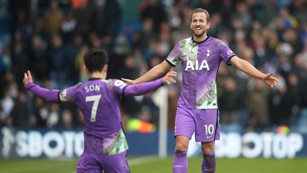 El Tottenham hunde al Leeds de Bielsa