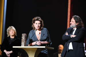 "Ilusiones perdidas" gana el César a la mejor película francesa en una ceremonia sin excesos