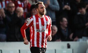 Eriksen juega en competición oficial por primera vez tras su paro cardíaco