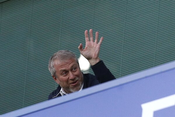 Abramovich entrega control del Chelsea a los administradores de la fundación del club