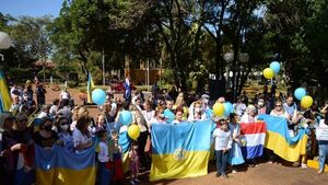 Itapúa: Ucranianos repudian ataque ruso y se manifiestan por la paz
