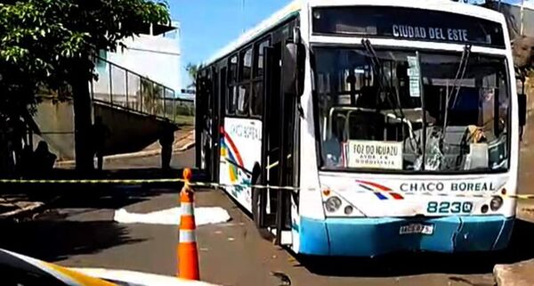 Paraguaya muere en triple choque cerca del Puente de la Amistad - ABC en el Este - ABC Color