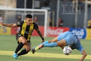 ¡Tremendo! Guaraní y Resistencia repartieron puntos, goles y muchas emociones