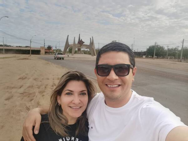 Crónica / "Con ojo morado y todo, me caso", he'i dire del Mercado 4